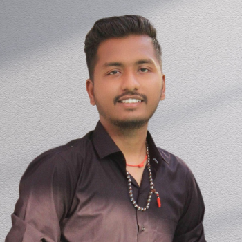 VARIYA AVINASH - Web Designer